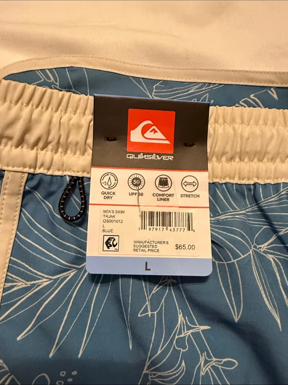 Quiksilver men’s swim